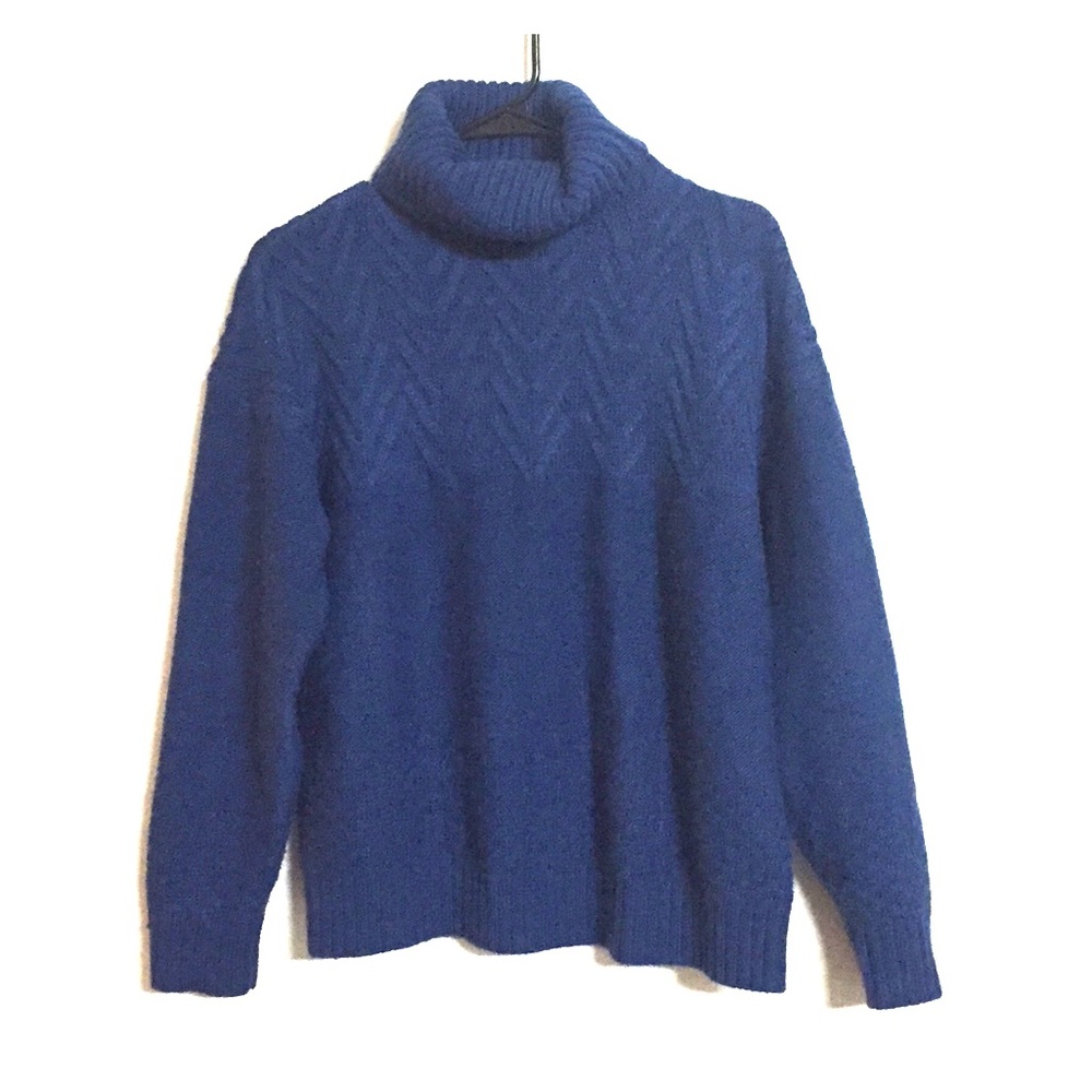 🎈Y.A.S Navy Turtleneck  Chunky Knit Sweater